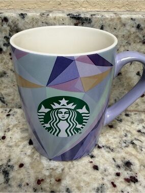 Starbucks 2021 Mermaid Logo
Geometric 10 oz Coffee Mug Lilac Purple Mint Green